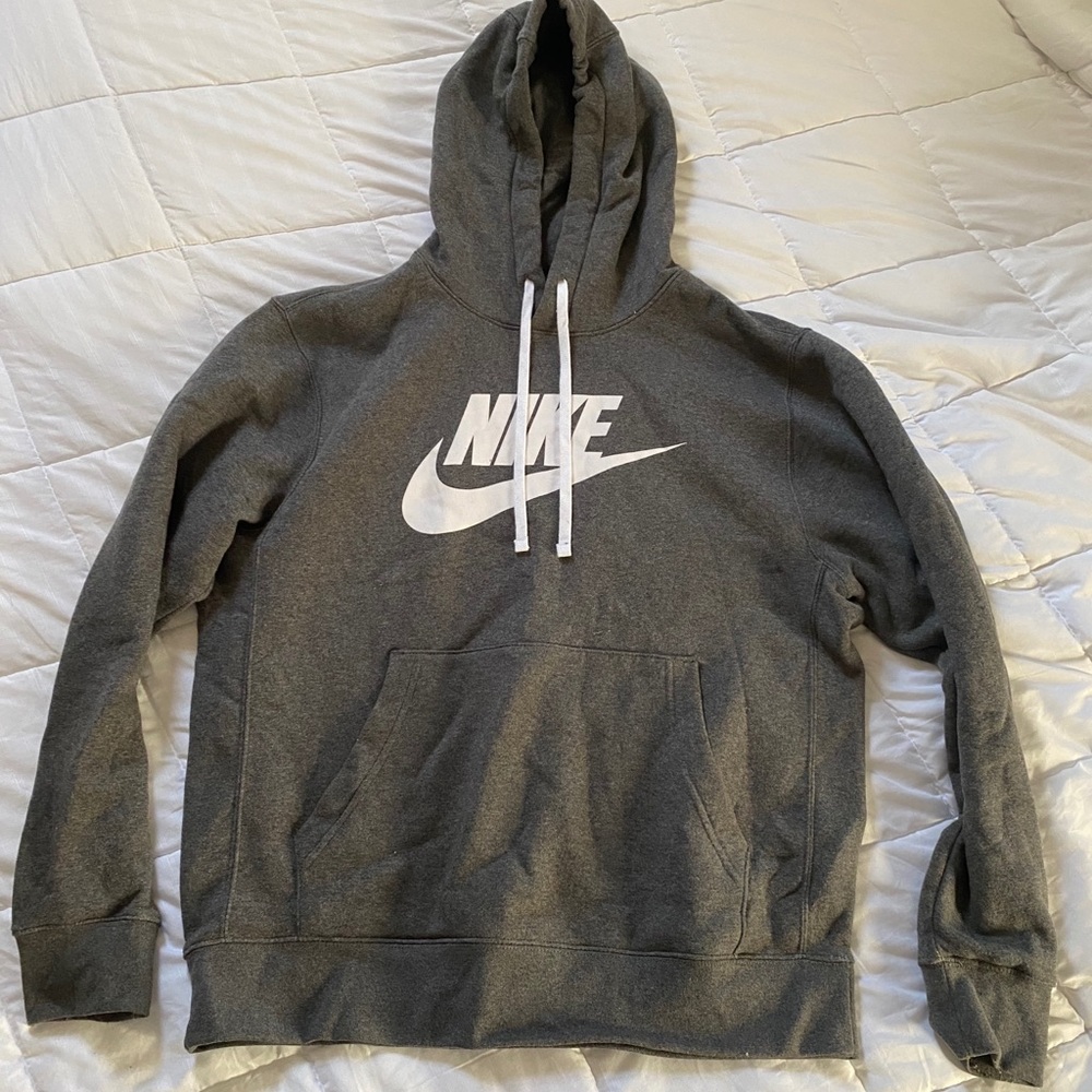 Men’s Grey Nike Sweatshirt